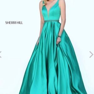 SHERRI HILL DRESS